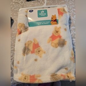 Disney Baby Winnie the Pooh Blanket - White and Pink